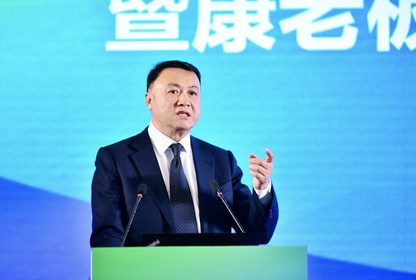 中国产业发展促进会副会长李小军在开幕式上致辞